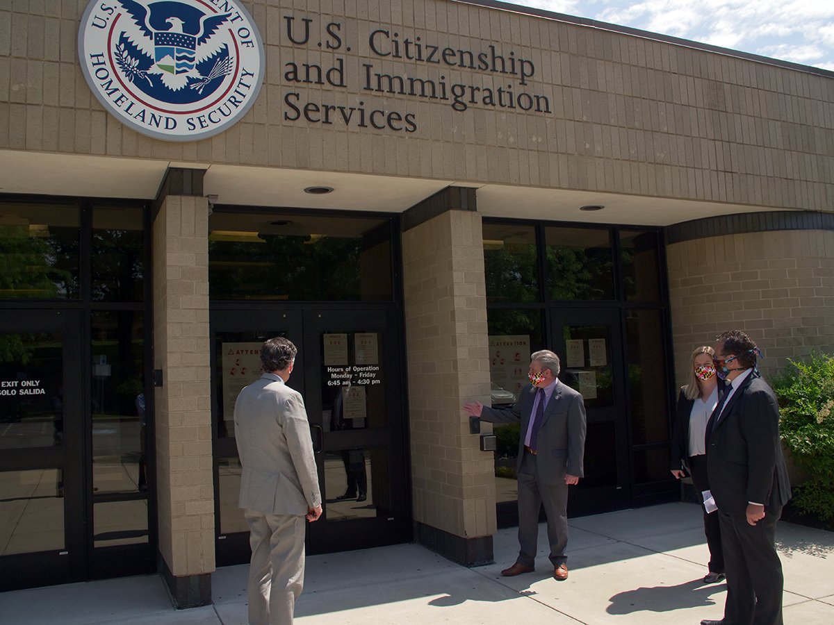 7 Terrifying USCIS Field Office Mistakes That Destroy Your Immigration Case – Ultimate Success Guide 3 USCIS Field Office