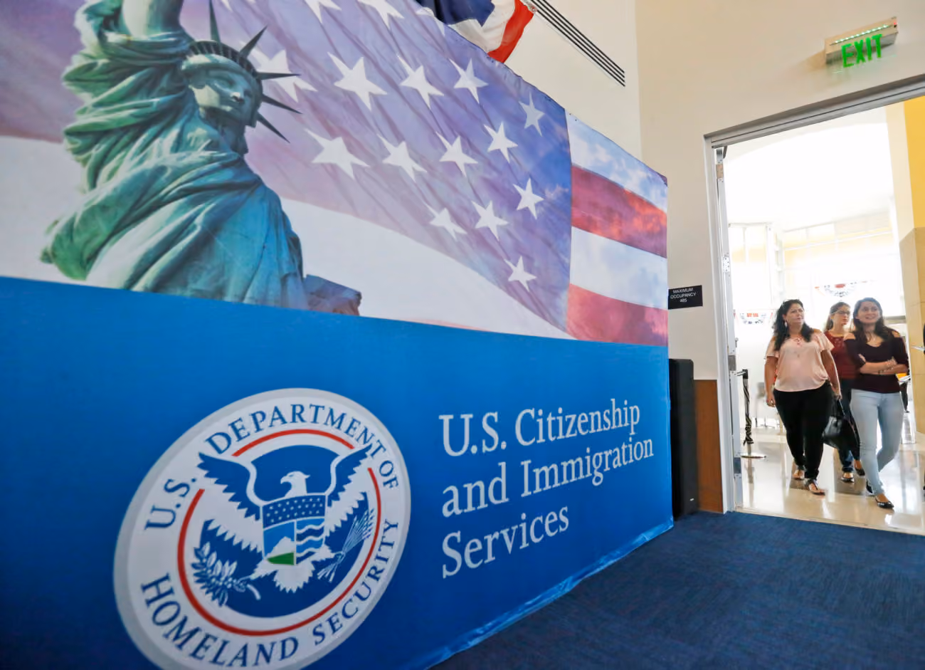 7 Terrifying USCIS Field Office Mistakes That Destroy Your Immigration Case – Ultimate Success Guide 2 USCIS Field Office